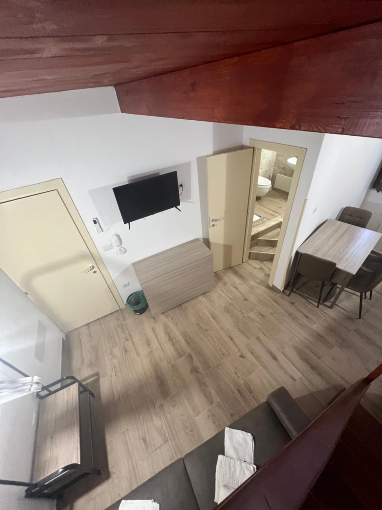 Station Rooms37 Sassari Buitenkant foto