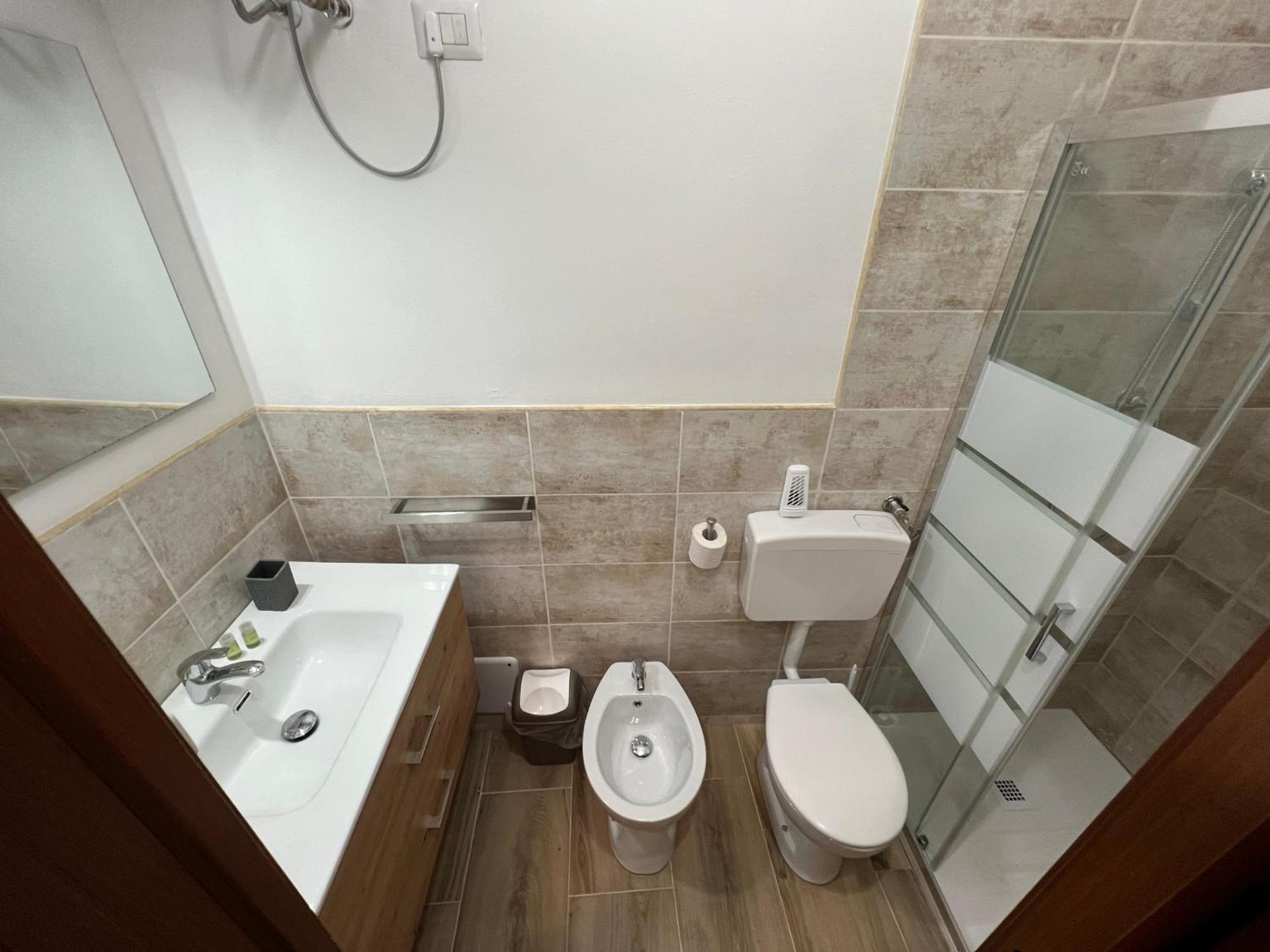 Station Rooms37 Sassari Buitenkant foto